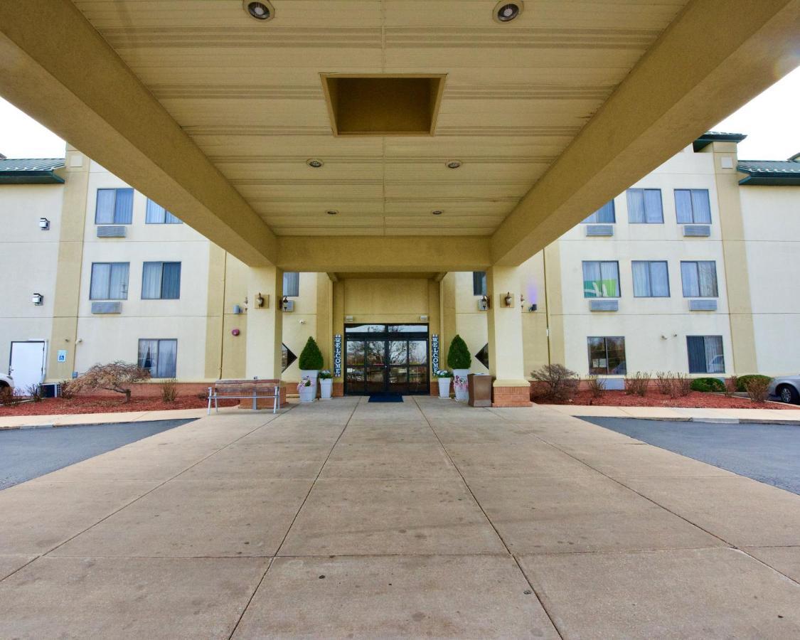 Holiday Inn Express Hotel & Suites Fenton/I-44 By Ihg Екстериор снимка