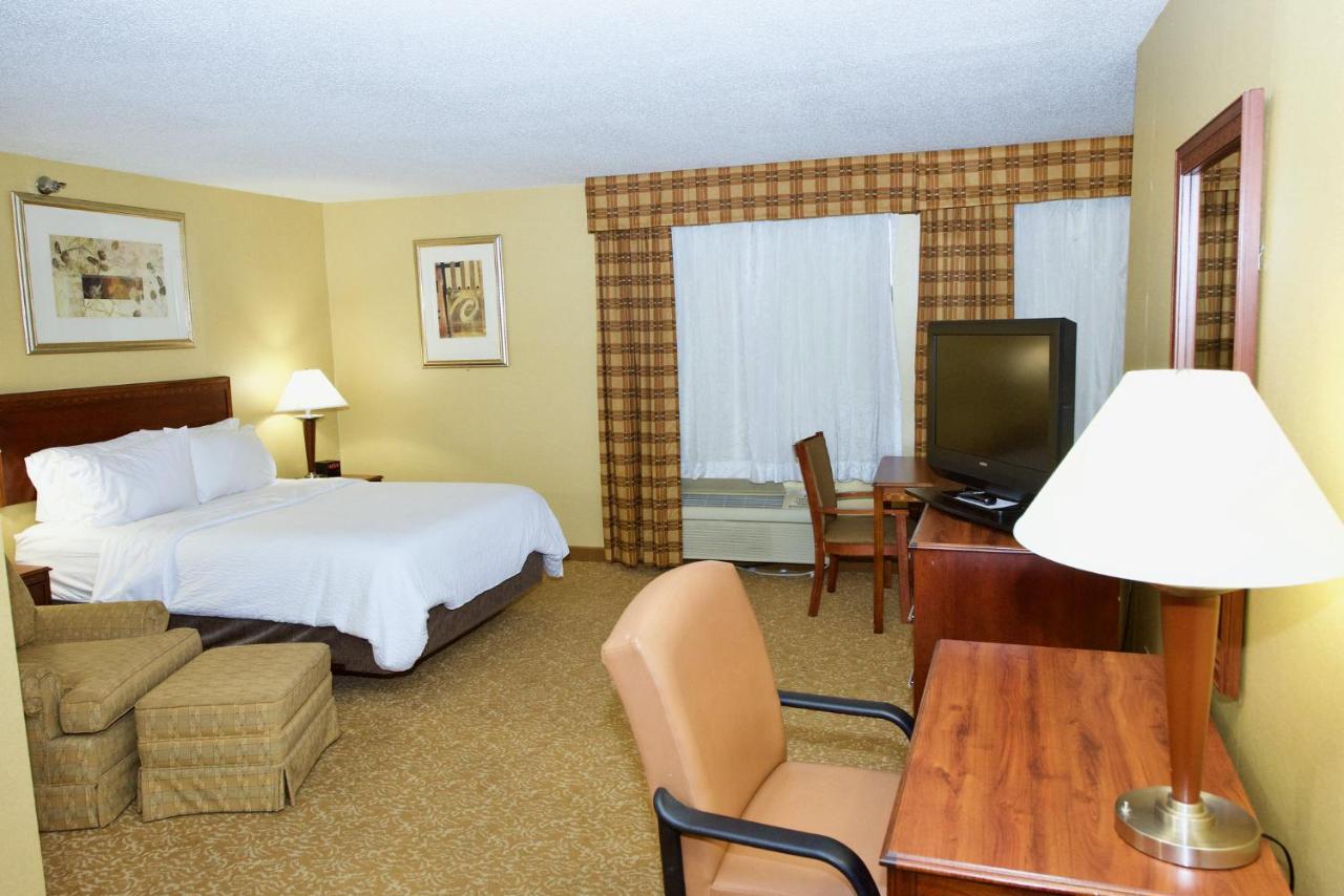 Holiday Inn Express Hotel & Suites Fenton/I-44 By Ihg Екстериор снимка