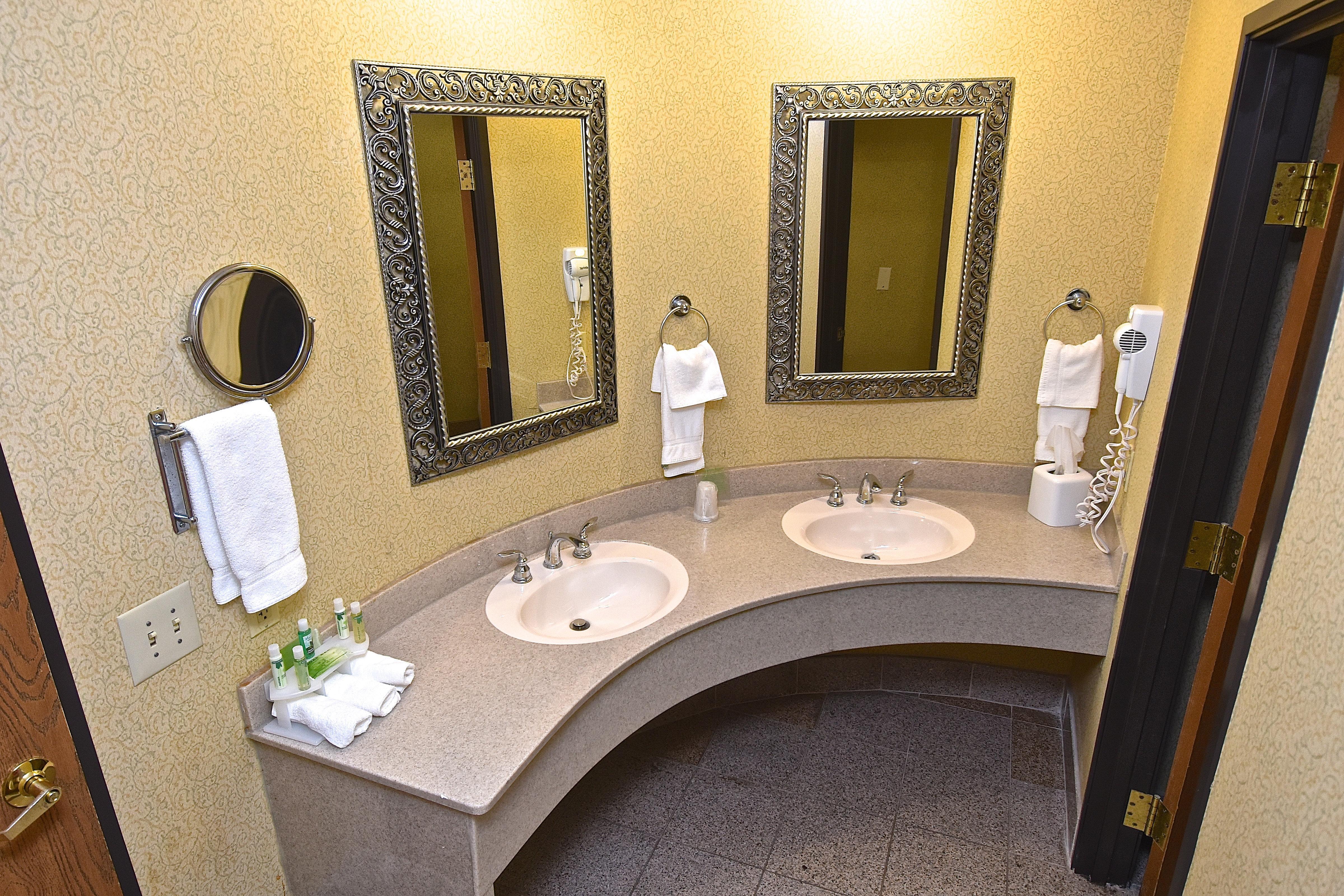 Holiday Inn Express Hotel & Suites Fenton/I-44 By Ihg Екстериор снимка