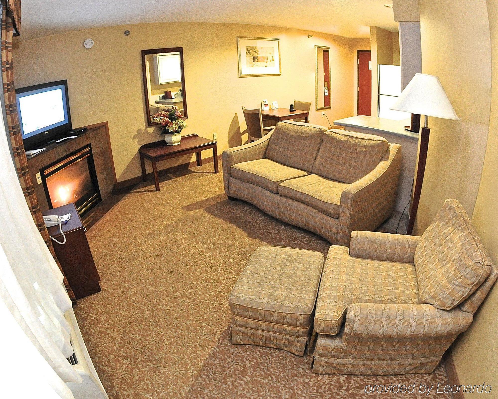 Holiday Inn Express Hotel & Suites Fenton/I-44 By Ihg Екстериор снимка