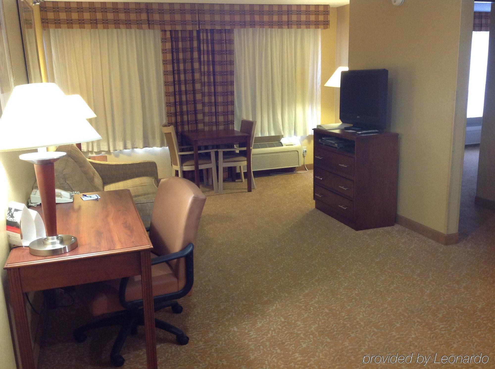 Holiday Inn Express Hotel & Suites Fenton/I-44 By Ihg Екстериор снимка